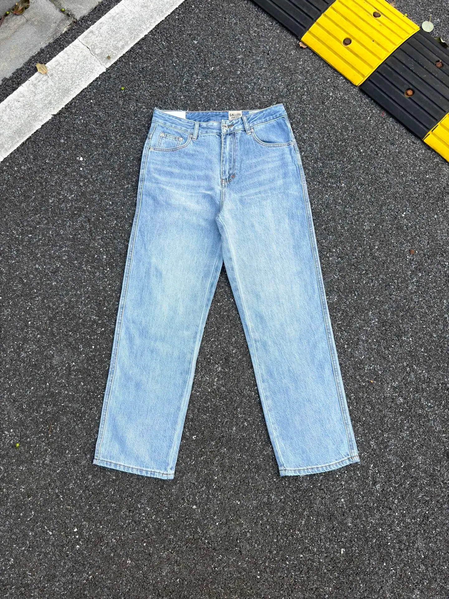 P220💰G02 GALLERY DEPT. Classic embroidered splash-ink washed jeans. Size: 28 30 32 34 36